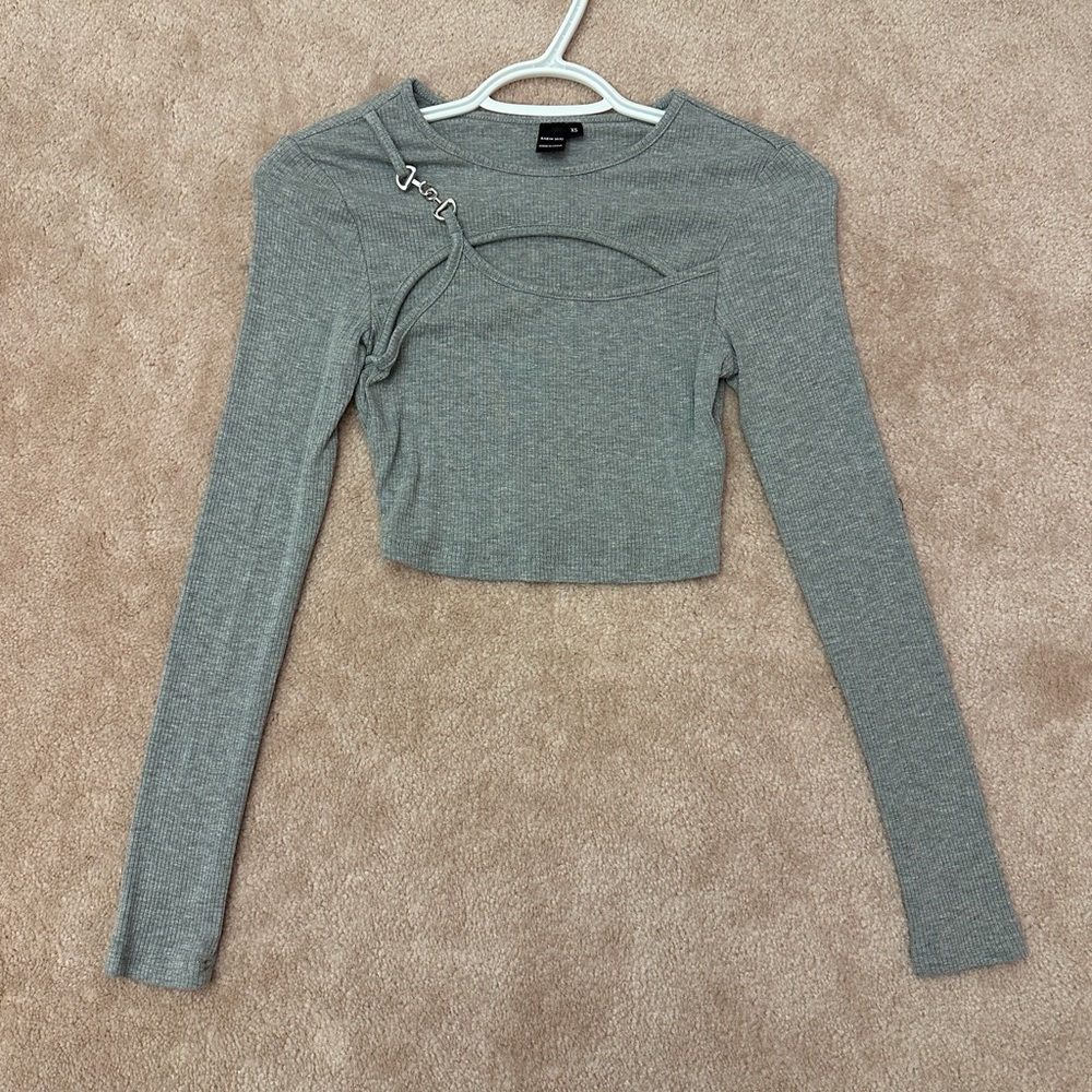SHEIN Gray Cut-Out Long Sleeve Crop Top